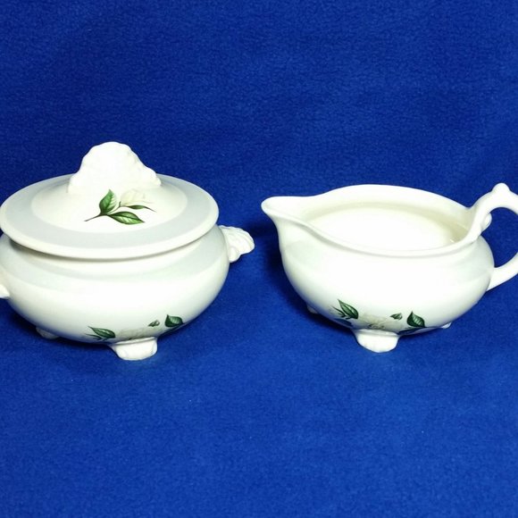Homer Laughlin Nautilus Grey Gardenia Footed Sugar Bowl and Creamer Set - Picture 3 of 10